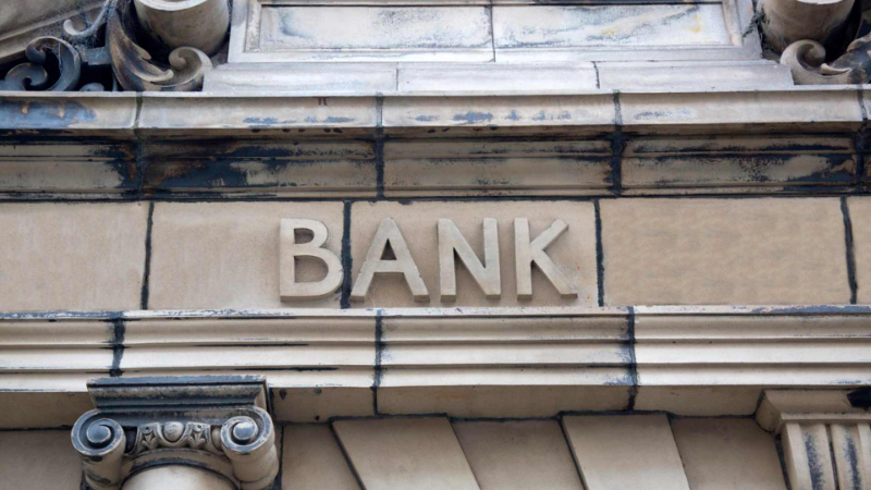 Pengertian Bank, Prinsip, Fungsi, dan Jenis-Jenisnya